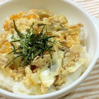 ナス嫌いに☆鶏ひき肉のそぼろ親子丼